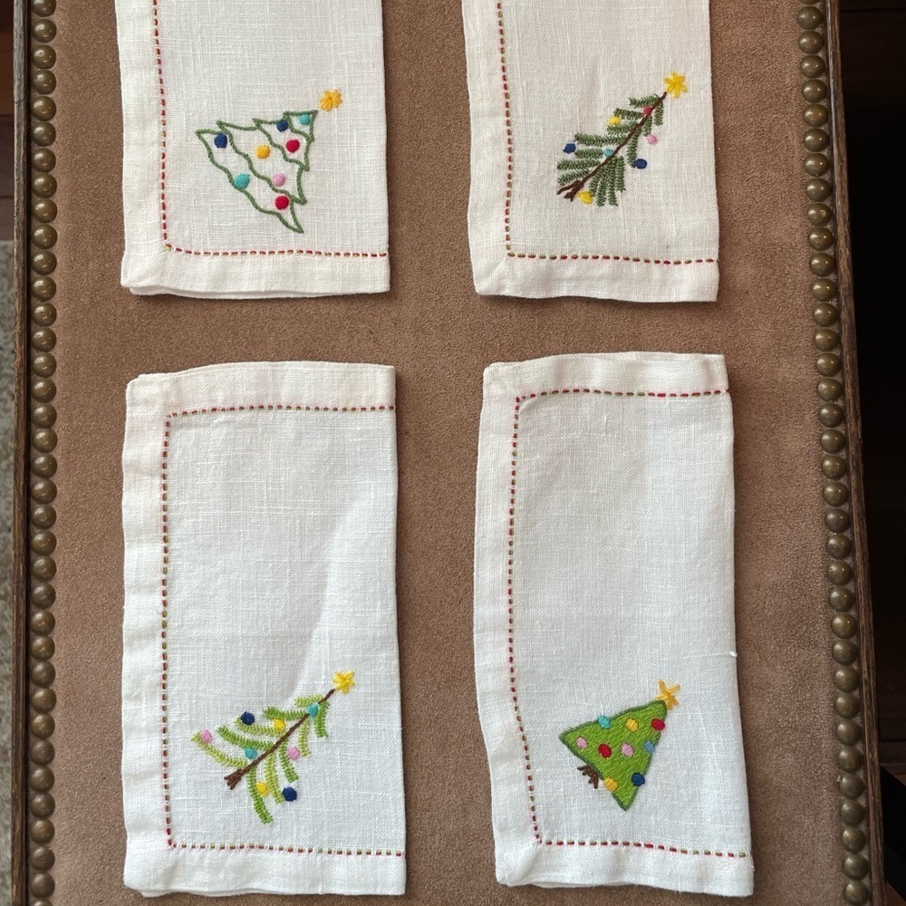(NWT) Set of Four 100% Linen Handmade Christmas Napkins from Haiti Each Unique